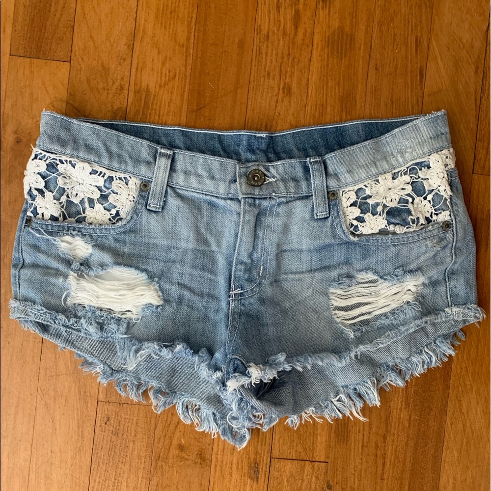 Carmar short in new condition!